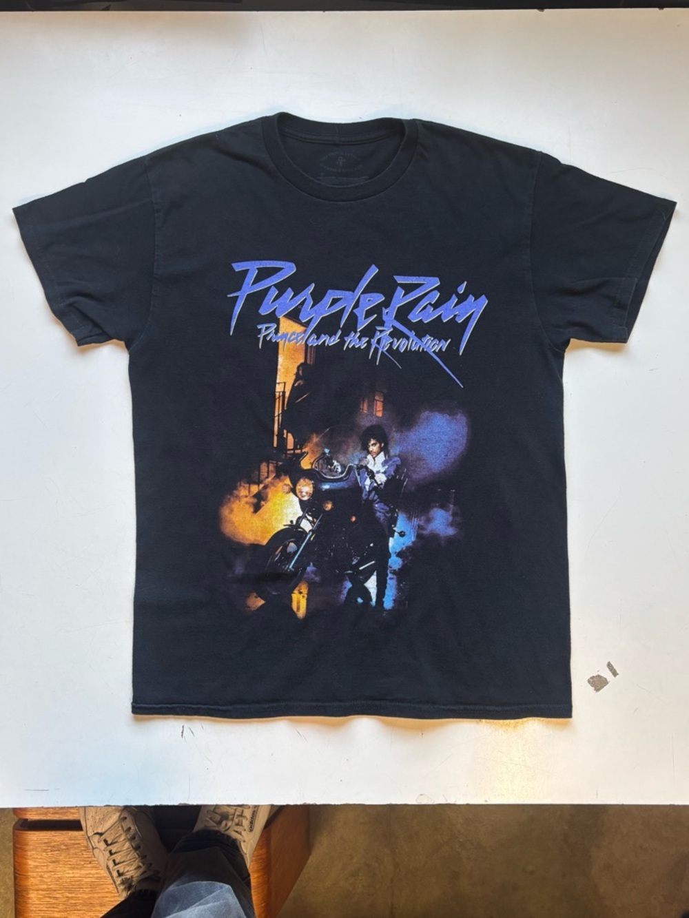 Prince purple rain T-shirt, officially licensed, used good condition